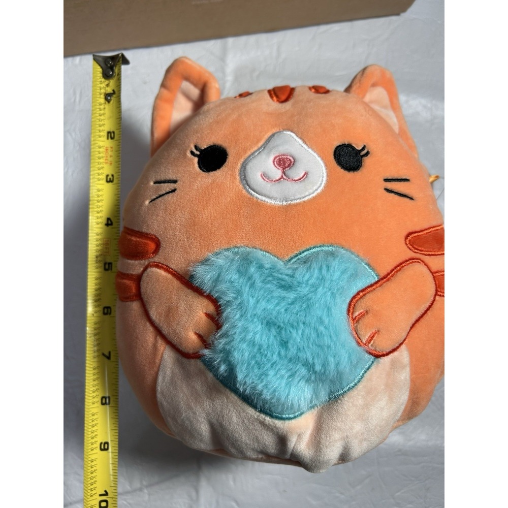Squishmallows Gigi Cat 8" Tabby 2024 Valentine's Day Blue Fuzzy Heart Plush‎ Toy - Picture 2 of 10
